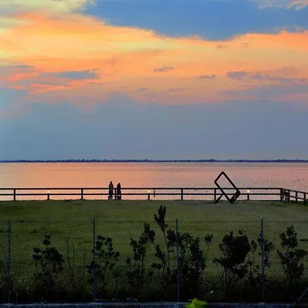 아파트 Spacious Near The In Lignano 리그나노 사비아도로