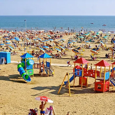 Spacious Near The In Lignano * Lignano Sabbiadoro