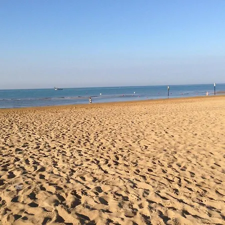 Spacious Near The In Lignano