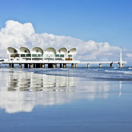 Spacious Near The In Lignano 아파트