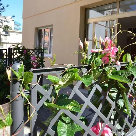 Spacious Near The In Lignano *